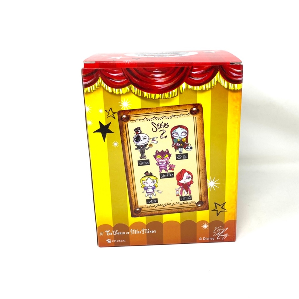 Disney Enesco Collection Alice Miss Mindy Show Case Vinyl Figure 6001674BM - Picture 5 of 7